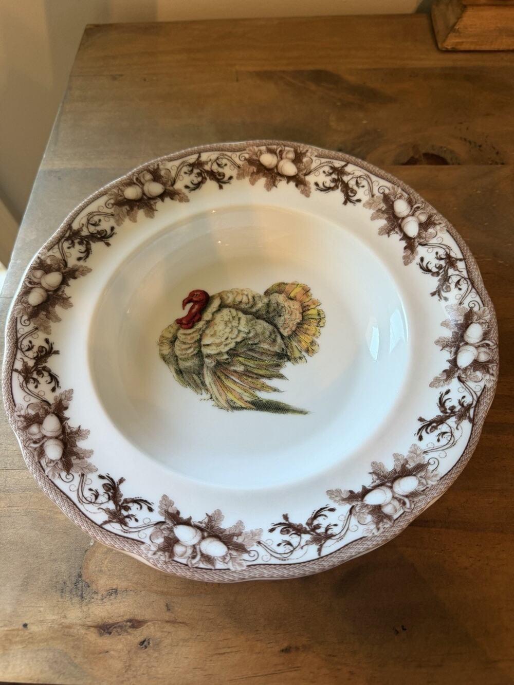 Discontinued Williams-Sonoma Turkey Brown Acorn Thanksgiving Soup Bowl 9.75”W